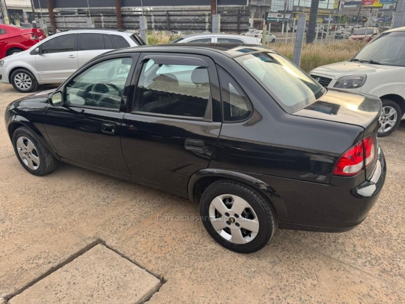 CLASSIC 1.0 MPFI LS 8V GASOLINA 4P MANUAL - 2015 - GRAVATAí