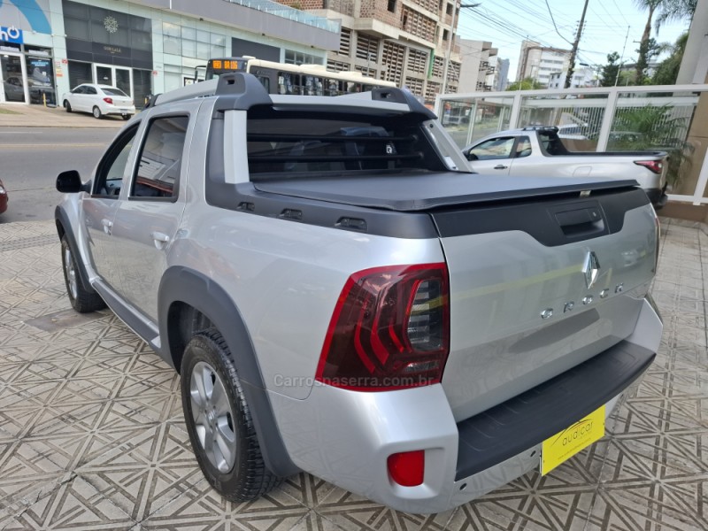 DUSTER OROCH 1.6 16V FLEX DYNAMIQUE 4P MANUAL - 2022 - CAXIAS DO SUL