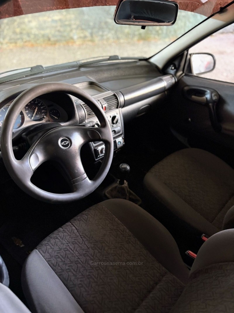 CLASSIC 1.0 VHC LIFE 8V FLEX 4P MANUAL - 2003 - NOVO HAMBURGO