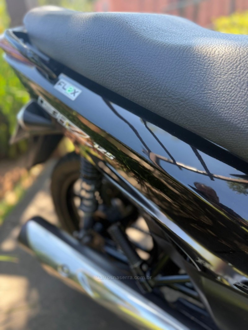 BIZ 125 ES - 2013 - BROCHIER