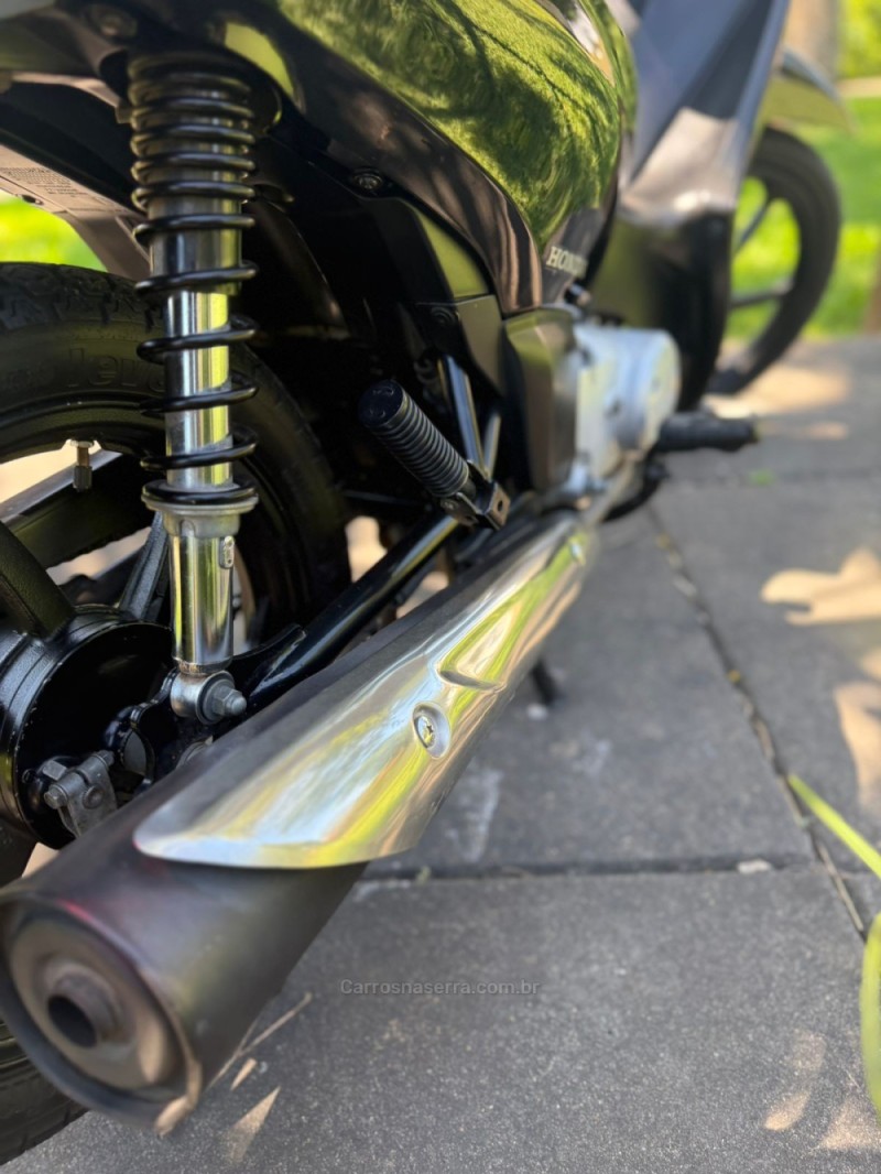 BIZ 125 ES - 2013 - BROCHIER