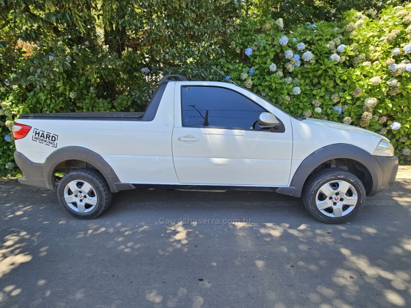 FIAT - STRADA - 2017/2017 - Branca - R$ 49.900,00