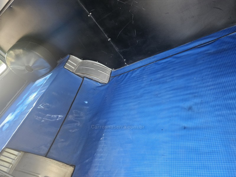 KOMBI 1.4 MI FURGÃO 8V FLEX 3P MANUAL - 2010 - BENTO GONçALVES