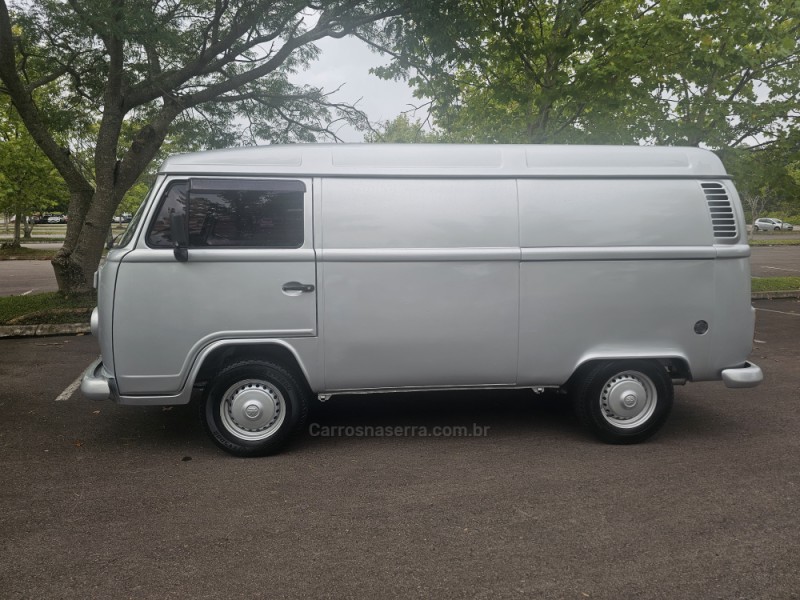 KOMBI 1.4 MI FURGÃO 8V FLEX 3P MANUAL - 2010 - BENTO GONçALVES