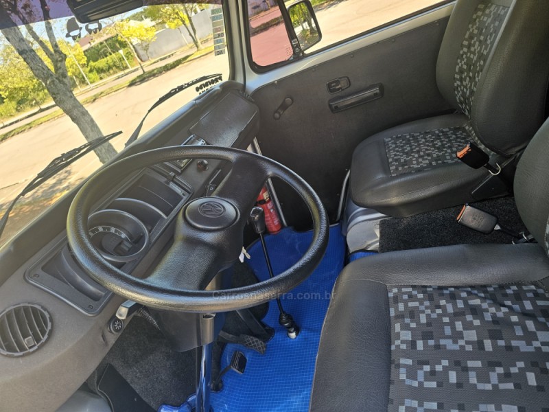 KOMBI 1.4 MI FURGÃO 8V FLEX 3P MANUAL - 2010 - BENTO GONçALVES