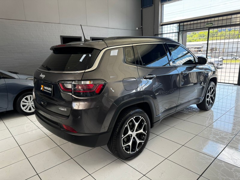 COMPASS 1.3 LONGITUDE T270 16V TURBO 4X2 FLEX 4P AUTOMÁTICO - 2025 - CAXIAS DO SUL