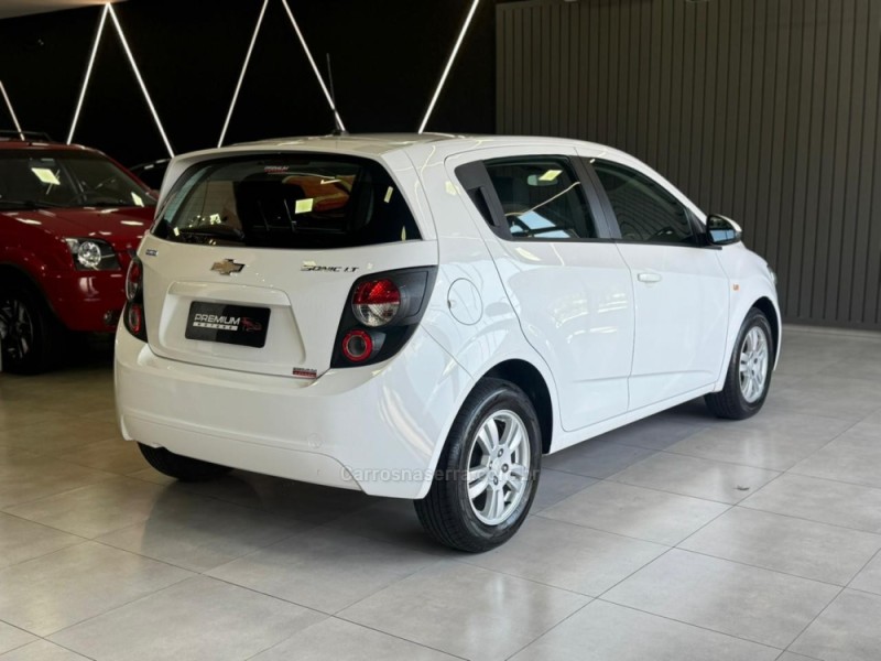 SONIC 1.6 LT 16V FLEX 4P MANUAL - 2013 - DOIS IRMãOS