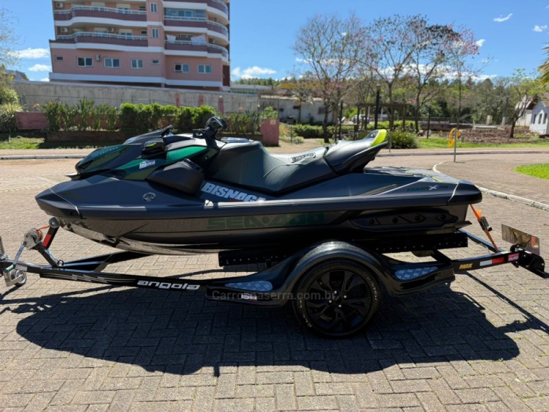 JET SKI RXP-X 300 - 2023 - BROCHIER