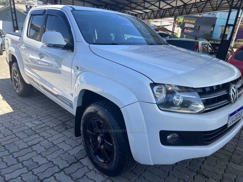 AMAROK 2.0 TRENDLINE 4X4 CD 16V TURBO INTERCOOLER DIESEL 4P AUTOMÁTICO - 2013 - CAXIAS DO SUL
