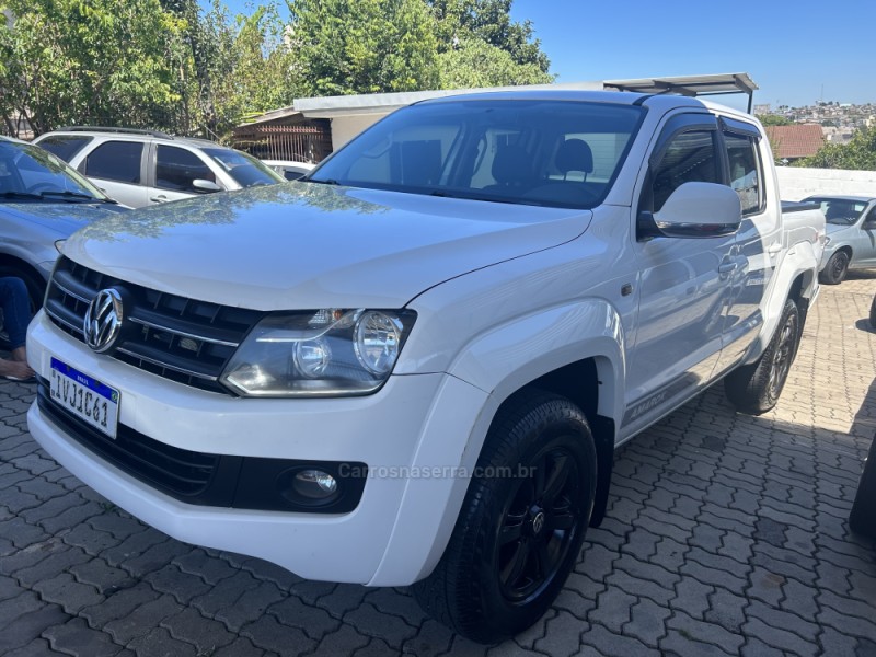 AMAROK 2.0 TRENDLINE 4X4 CD 16V TURBO INTERCOOLER DIESEL 4P AUTOMÁTICO - 2013 - CAXIAS DO SUL