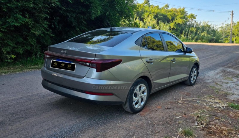 HB20S 1.0 COMFORT PLUS 12V FLEX 4P MANUAL - 2014 - IVOTI