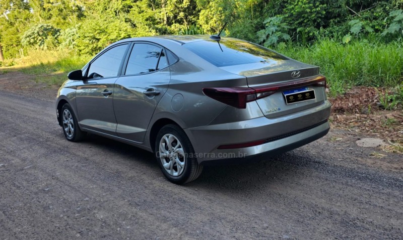 HB20S 1.0 COMFORT PLUS 12V FLEX 4P MANUAL - 2014 - IVOTI