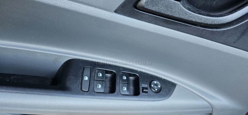 HB20S 1.0 COMFORT PLUS 12V FLEX 4P MANUAL - 2014 - IVOTI