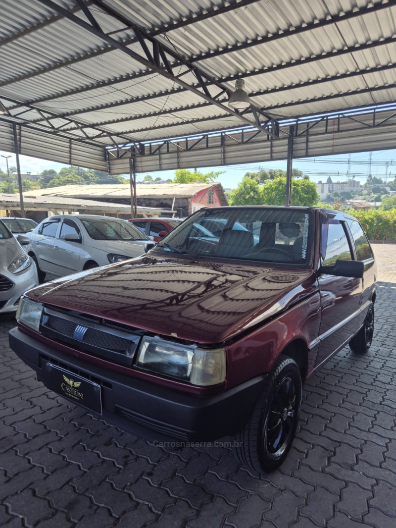 UNO 1.0 IE MILLE EP 8V GASOLINA 2P MANUAL - 2001 - CAXIAS DO SUL