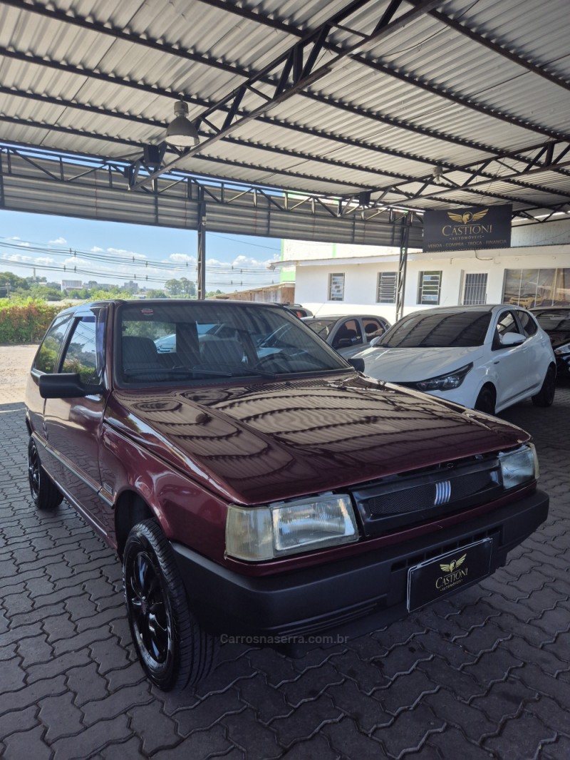 UNO 1.0 IE MILLE EP 8V GASOLINA 2P MANUAL - 2001 - CAXIAS DO SUL