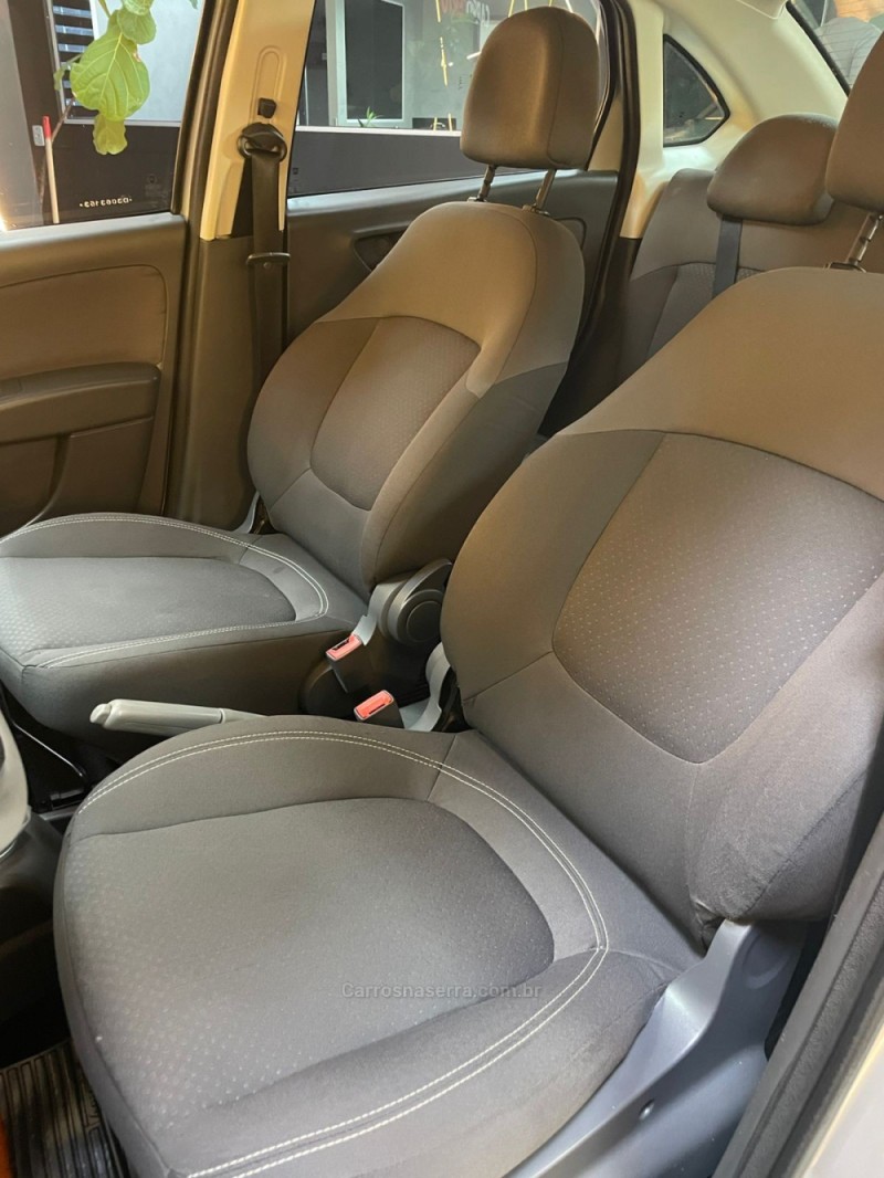 GRAND SIENA 1.4 MPI ATTRACTIVE 8V FLEX 4P MANUAL - 2013 - NOVO HAMBURGO