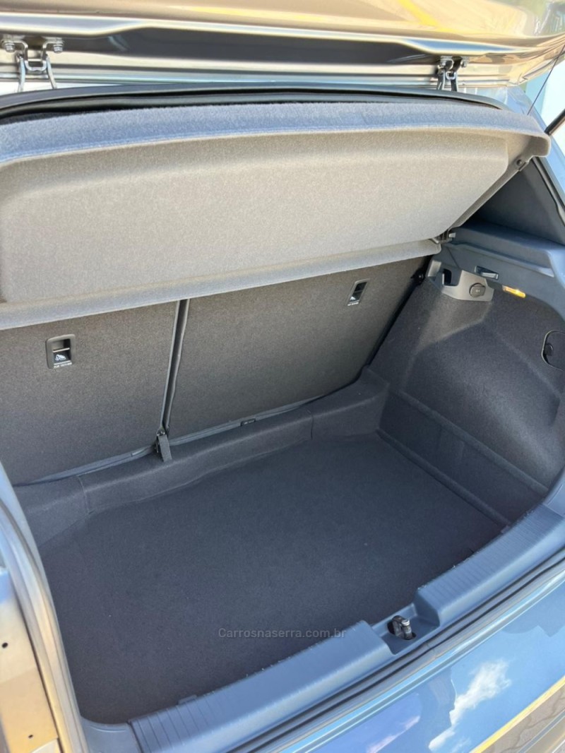 T-CROSS 1.4 HIGHLINE TSI 16V FLEX 4P AUTOMÁTICO - 2022 - CAXIAS DO SUL