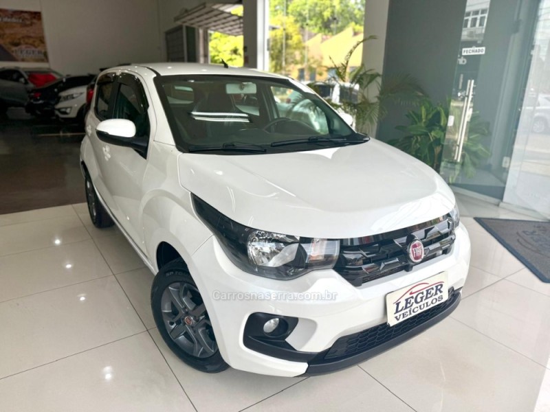 MOBI 1.0 8V EVO FLEX LIKE. ON MANUAL - 2017 - SãO LEOPOLDO