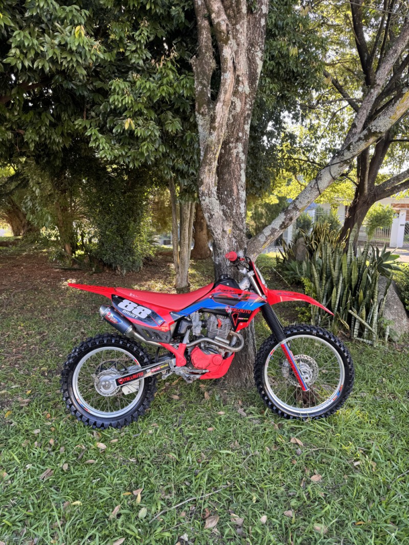 CRF 230F  - 2019 - NOVO HAMBURGO