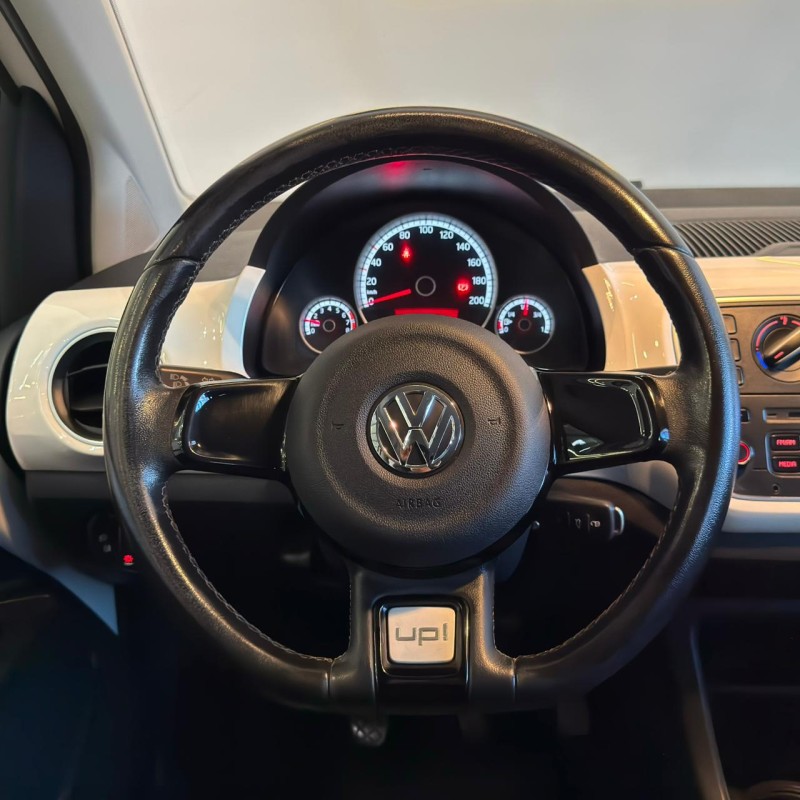 UP 1.0 CROSS T.FLEX 12V 4P MANUAL - 2015 - CAXIAS DO SUL