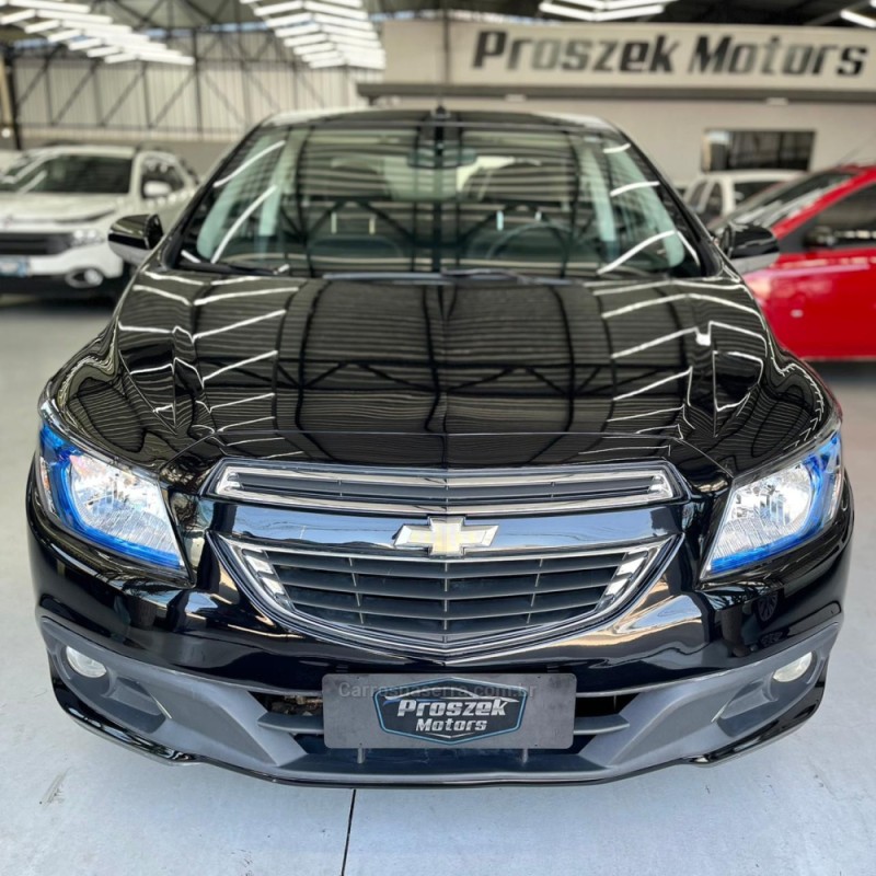 PRISMA 1.4 MPFI LTZ 8V FLEX 4P MANUAL - 2015 - CANOAS