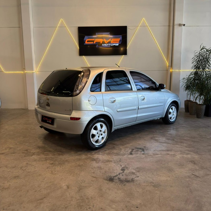 CORSA 1.4 MPFI PREMIUM 8V FLEX 4P MANUAL - 2009 - CAXIAS DO SUL