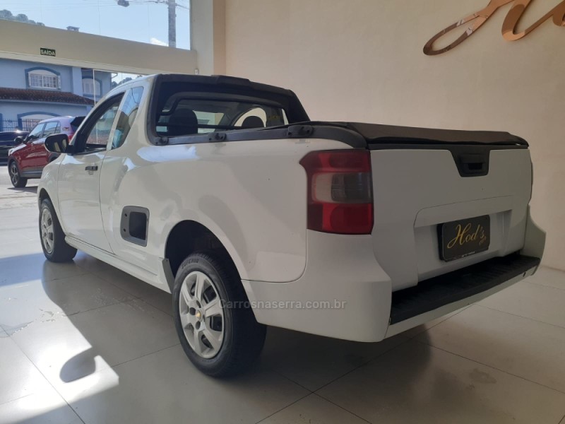 MONTANA 1.4 MPFI LS CS 8V FLEX 2P MANUAL - 2017 - CANELA