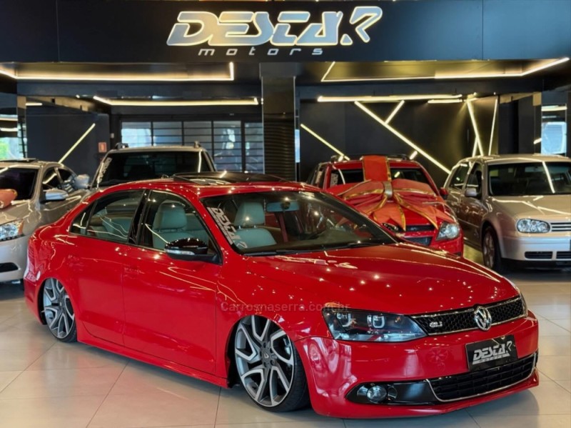 JETTA 2.0 COMFORTLINE FLEX 4P TIPTRONIC - 2013 - NOVO HAMBURGO