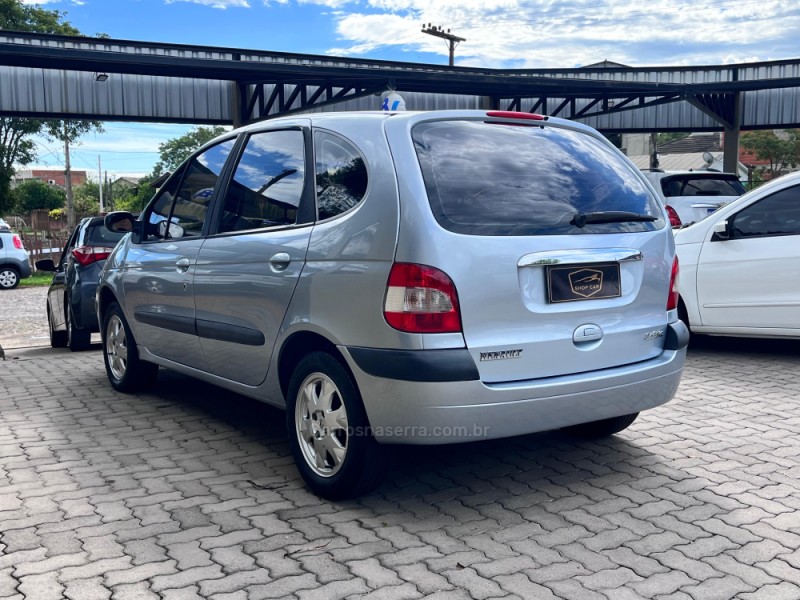 SCÉNIC 1.6 PRIVILEGÈ 16V FLEX 4P MANUAL - 2008 - MONTENEGRO