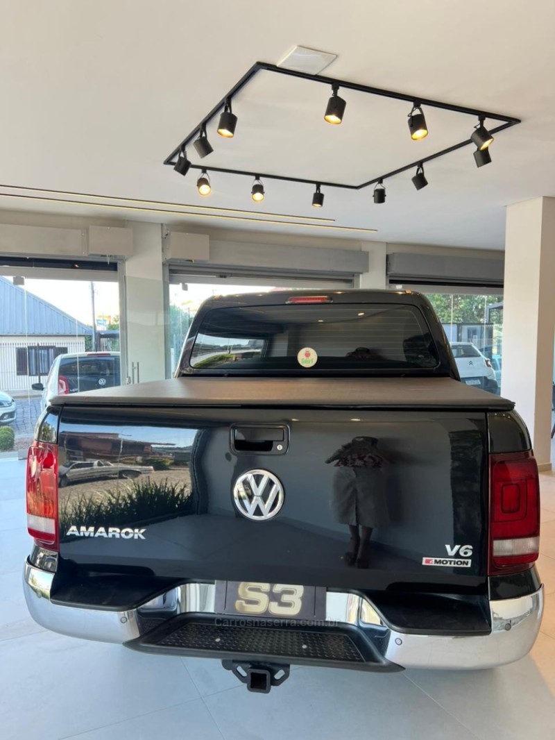 AMAROK 3.0 V6 TDI HIGHLINE CD DIESEL 4MOTION AUTOMÁTICO - 2019 - CAXIAS DO SUL