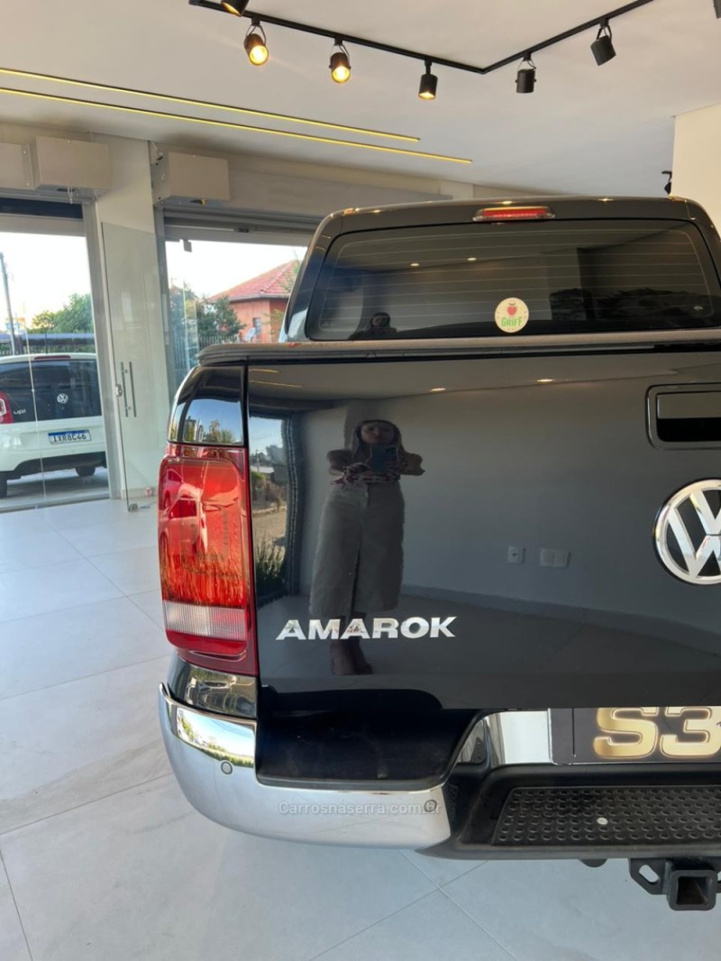 AMAROK 3.0 V6 TDI HIGHLINE CD DIESEL 4MOTION AUTOMÁTICO - 2019 - CAXIAS DO SUL
