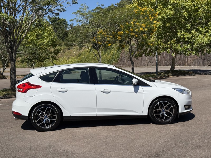FOCUS 2.0 TITANIUM 16V FLEX 4P AUTOMÁTICO - 2016 - BENTO GONçALVES