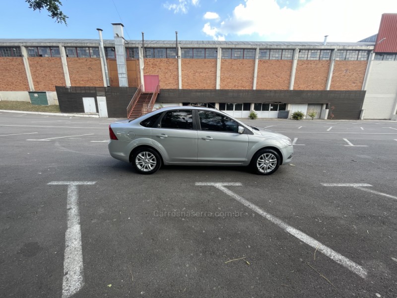 FOCUS 2.0 GHIA 16V FLEX 4P MANUAL - 2009 - BENTO GONçALVES