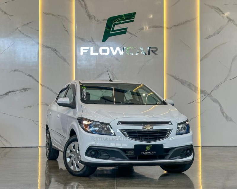 PRISMA 1.4 MPFI LT 8V FLEX 4P MANUAL - 2015 - GARIBALDI