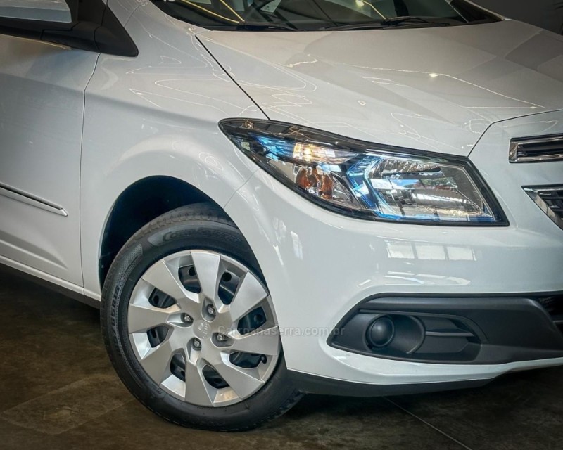 PRISMA 1.4 MPFI LT 8V FLEX 4P MANUAL - 2015 - GARIBALDI