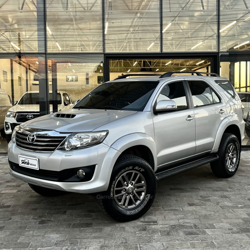 hilux sw4 3.0 srv 4x4 7 lugares 16v turbo intercooler diesel 4p automatico 2012 vacaria