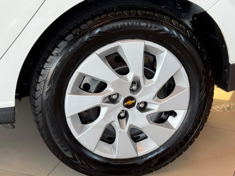 PRISMA 1.4 MPFI LT 8V FLEX 4P MANUAL - 2013 - DOIS IRMãOS