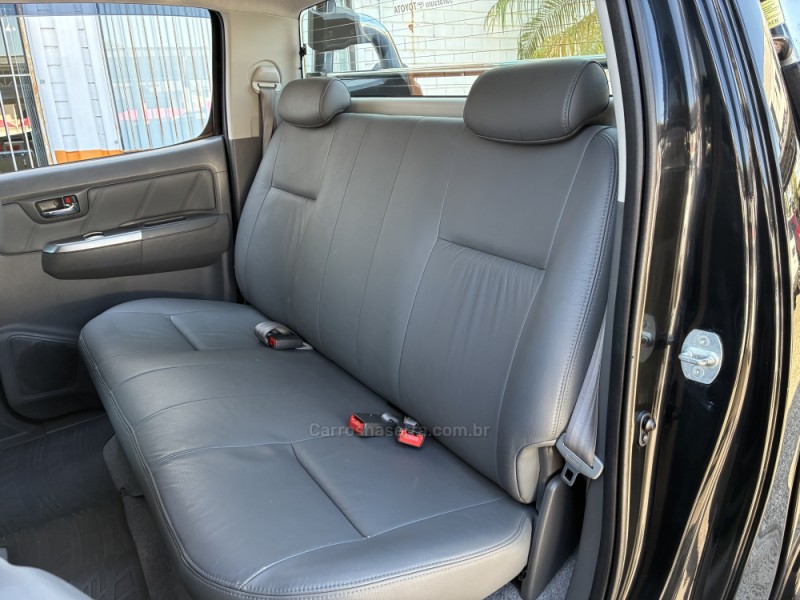 HILUX 3.0 SRV 4X4 CD 16V TURBO INTERCOOLER DIESEL 4P AUTOMÁTICO - 2014 - VENâNCIO AIRES