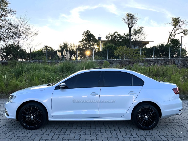 JETTA 1.4 16V TSI COMFORTLINE FLEX 4P TIPTRONIC - 2018 - CAXIAS DO SUL