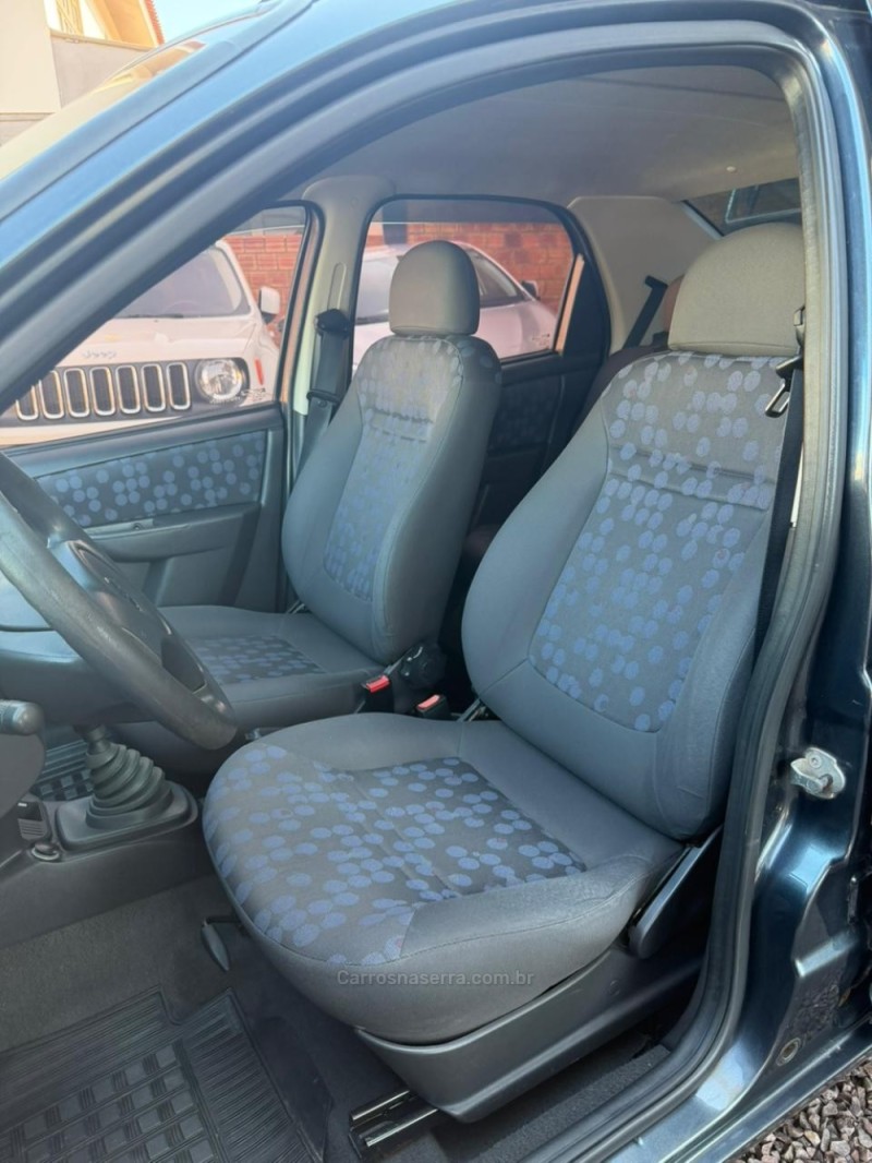 PRISMA 1.4 MPFI JOY 8V FLEX 4P MANUAL - 2009 - LAJEADO