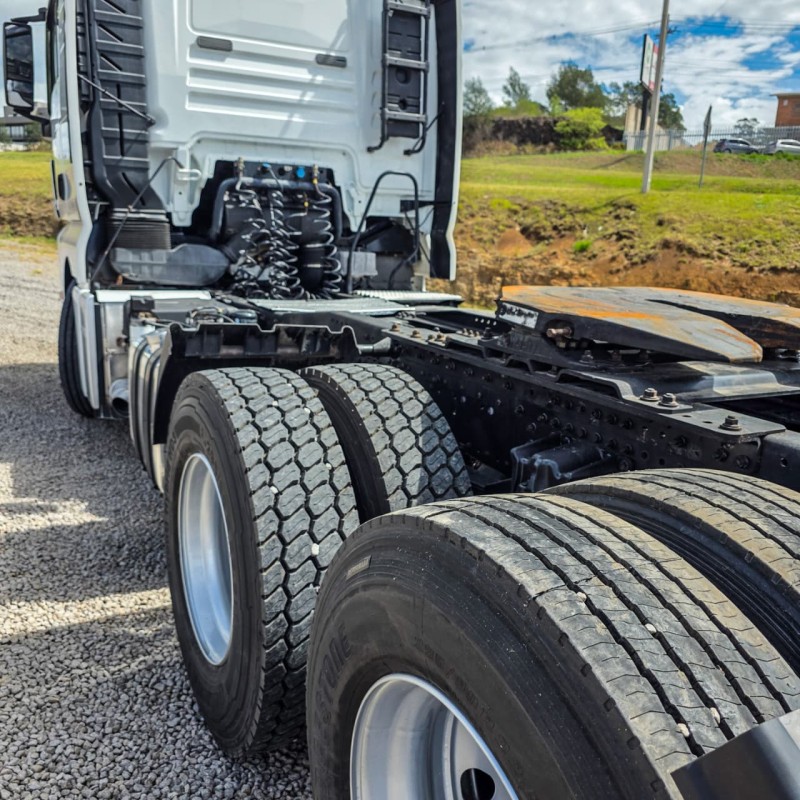 TGX 28.440 6X2 - 2013 - GARIBALDI