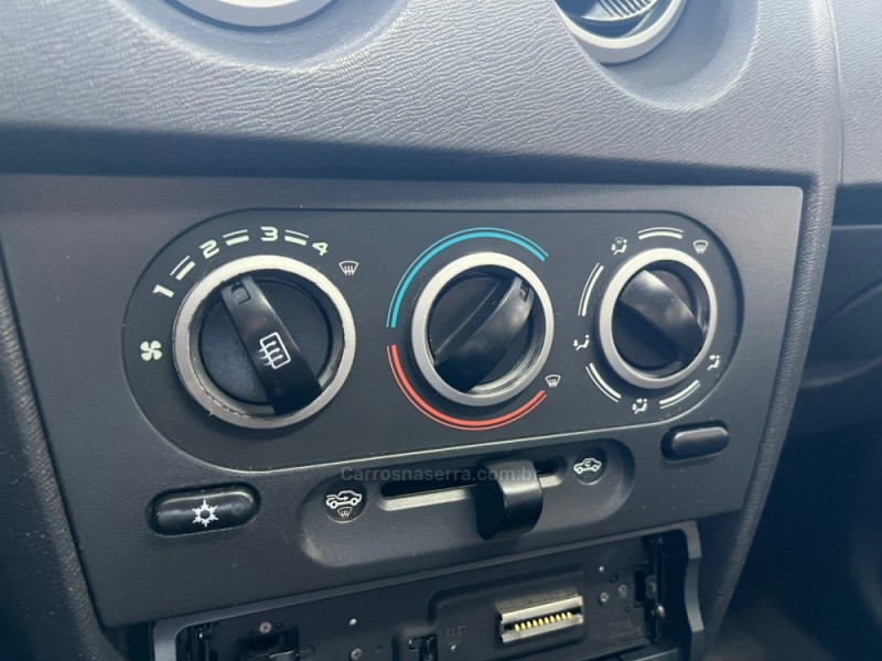 PRISMA 1.0 MPFI VHCE MAXX 8V FLEX 4P MANUAL - 2010 - CAXIAS DO SUL