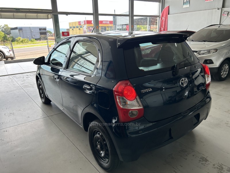 ETIOS 1.3 X 16V FLEX 4P MANUAL - 2017 - TAQUARA