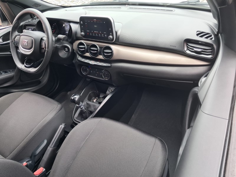 CRONOS 1.3 DRIVE 8V FLEX 4P MANUAL - 2024 - CAXIAS DO SUL