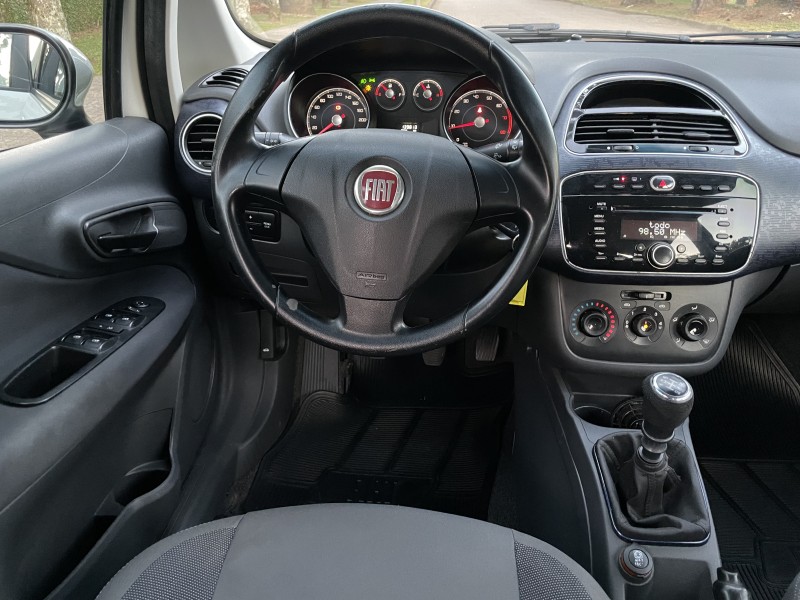 PUNTO 1.4 ATTRACTIVE 8V FLEX 4P MANUAL - 2014 - CAXIAS DO SUL