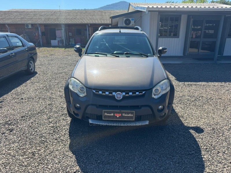 STRADA 1.8 MPI ADVENTURE CD 16V FLEX 2P AUTOMATIZADO - 2013 - IGREJINHA