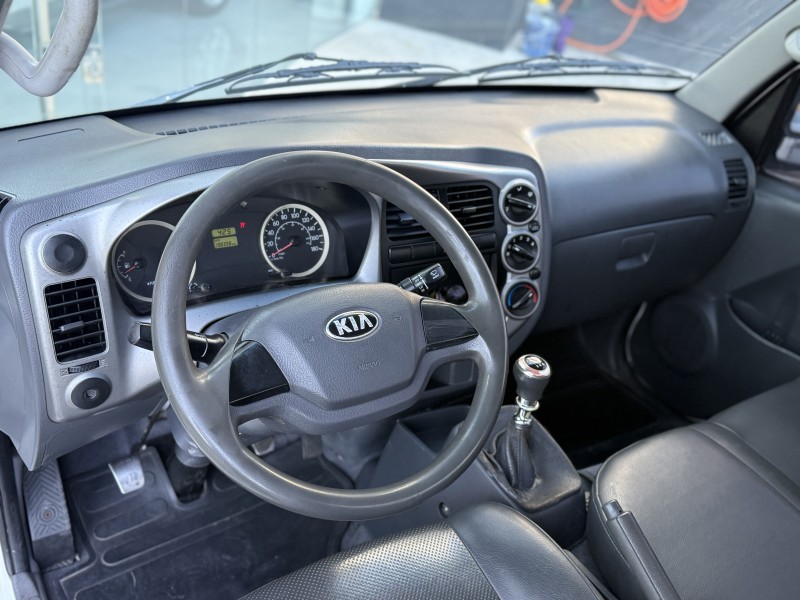 BONGO 2.5 K-2500 4X2 CS TURBO DIESEL 2P MANUAL - 2016 - CAXIAS DO SUL