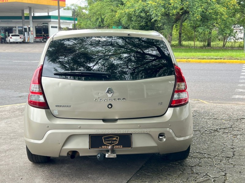 SANDERO 1.6 EXPRESSION 8V FLEX 4P MANUAL - 2012 - MONTENEGRO