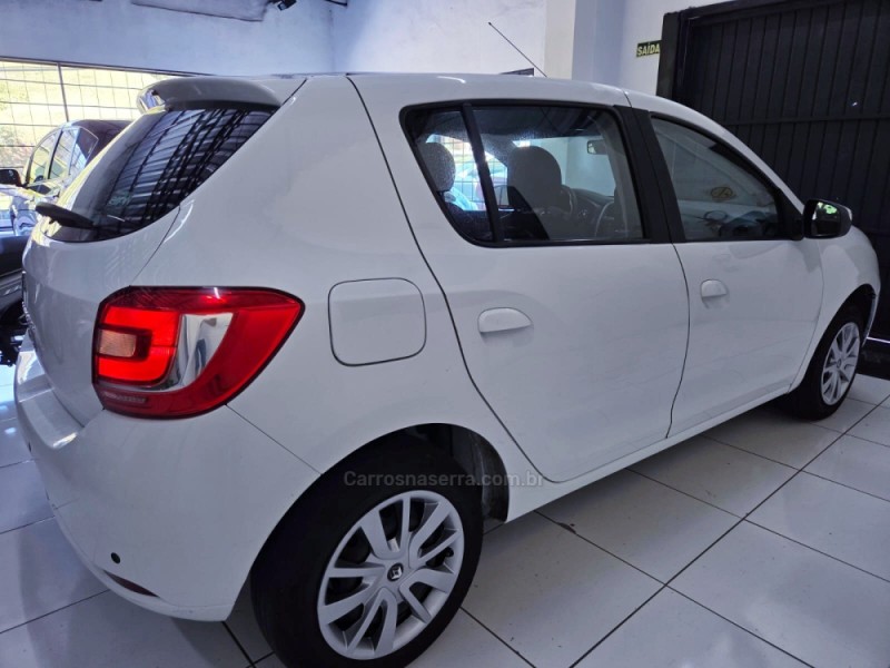SANDERO 1.0 EXPRESSION 16V FLEX 4P MANUAL - 2016 - CAMPO BOM