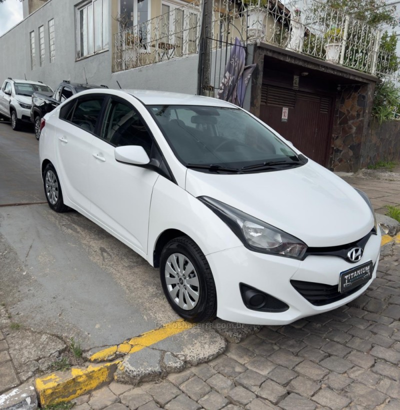 HB20S 1.6 COMFORT PLUS 16V FLEX 4P AUTOMÁTICO - 2015 - SãO FRANCISCO DE PAULA